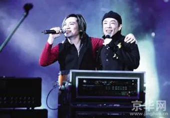 Beyond双杰放歌北京工体 用经典串起回忆