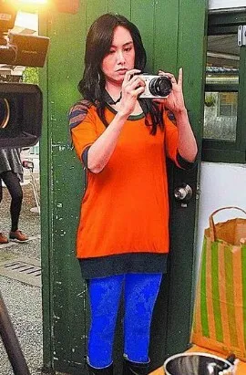 朱茵爱好自由无结婚打算黄贯中称想生小孩才领证（2）