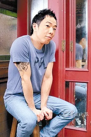 黄贯中年底与朱茵结婚生子 存钱买巨钻爱犬或赴宴