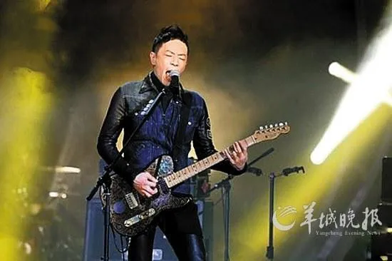 "我是歌手"黄贯中出局 疑因不如其他歌手煽情