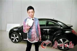 黄贯中为甲壳虫Fender摇滚版打造单曲MV
