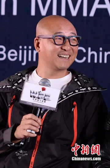 前Beyond成员叶世荣忆当年时光：演唱会前都去跑步