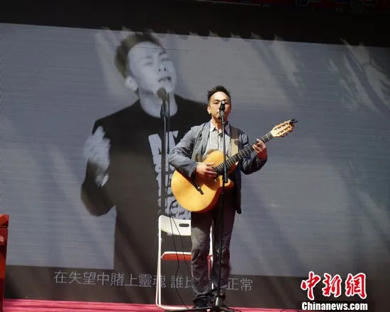 前成员黄家强否认Beyond重组:已是不能解决的问题