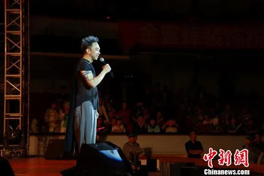 黄家强：黄家驹精神要延续下去