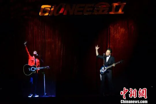 黄家强携家驹吉他东莞演出 报酬110万全数捐出