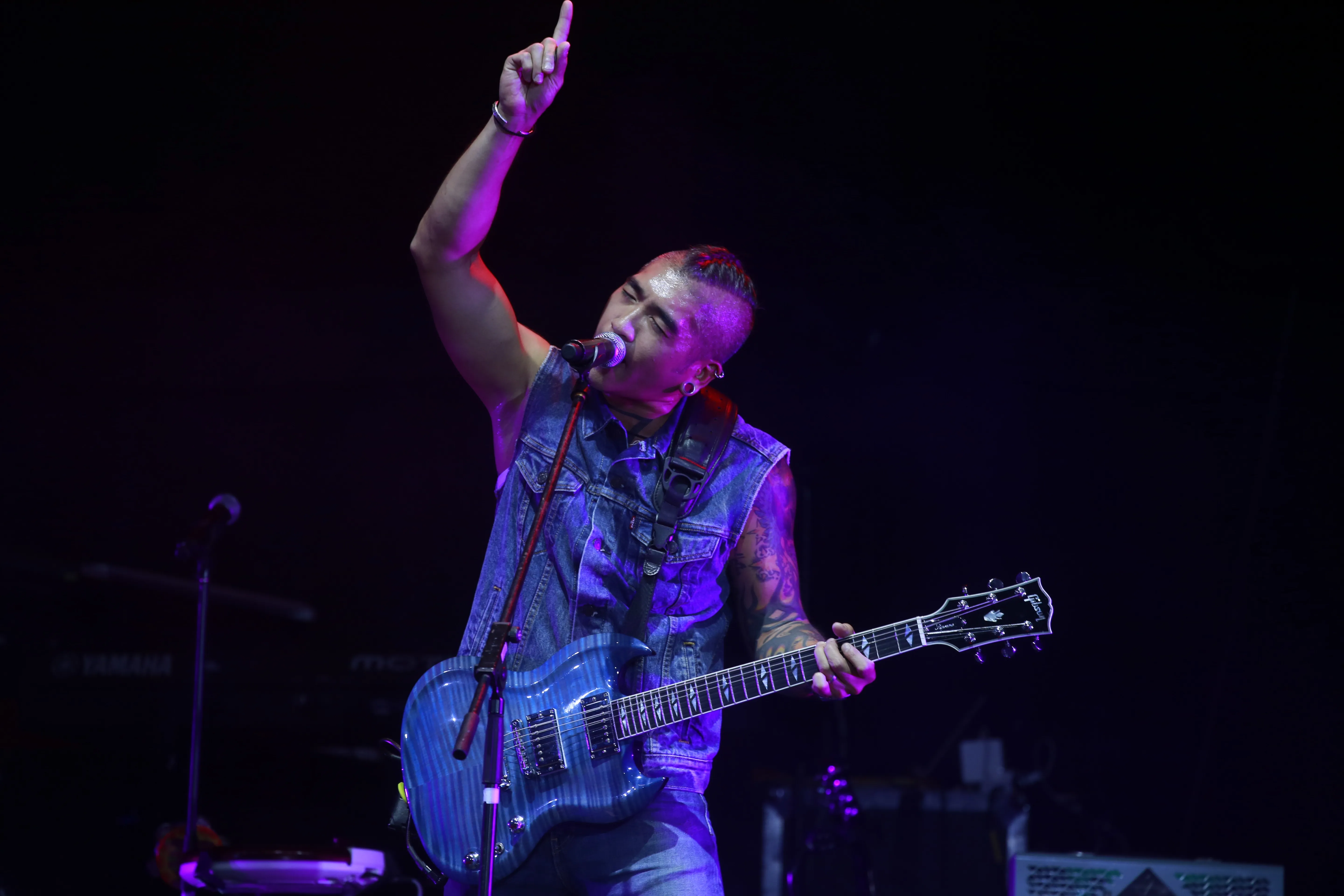 Kolor開騷盧巧音玩埋一份 黃貫中：睇完今晚唔使睇Metallica！