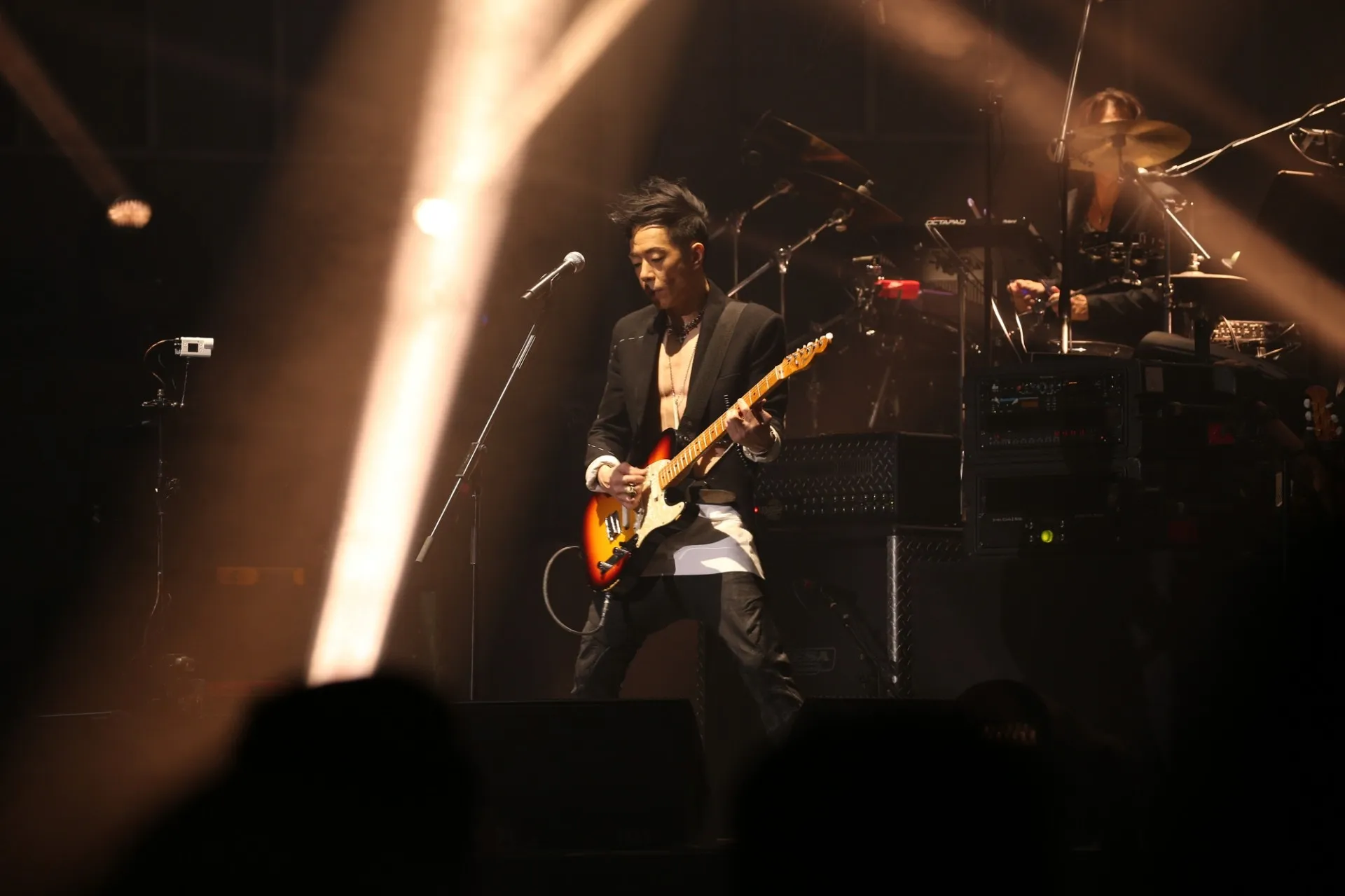 《搖滾大俠奏》尾場Rock爆紅館 恭碩良單立文「因鹹濕結緣」？