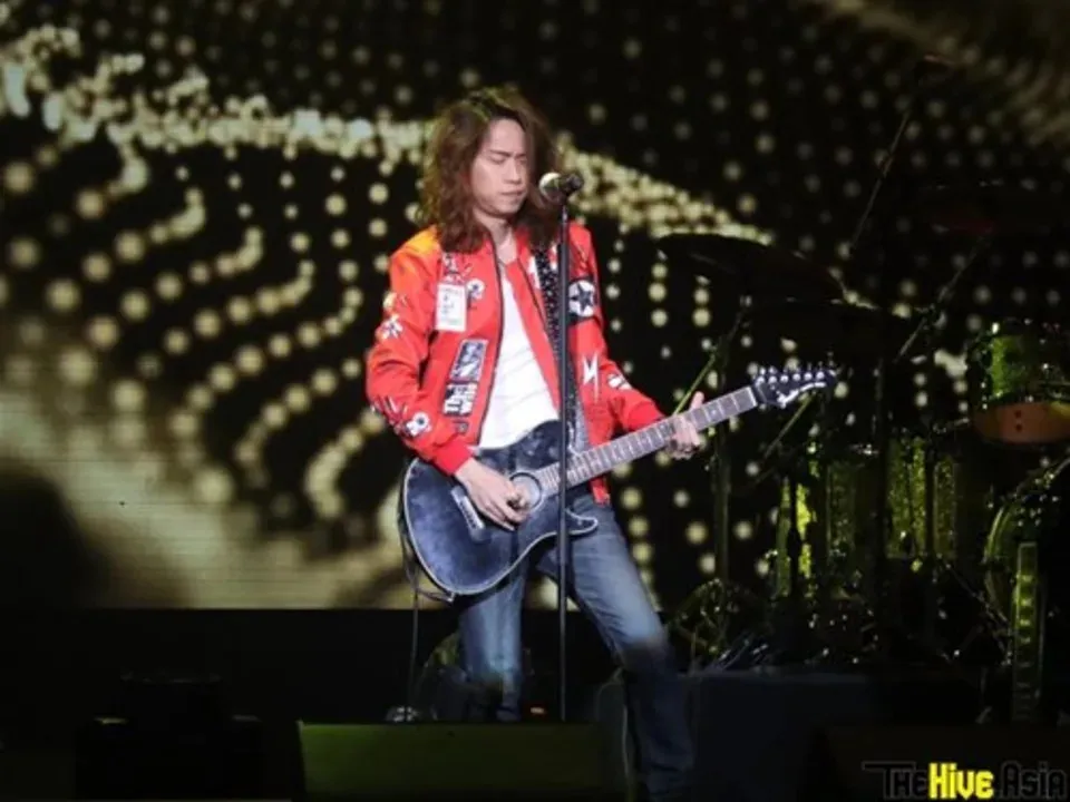 Local Cantopop rocker Alex Chia was the opening act for Wing & Paul “Impulse” Live Concert in Malaysia.