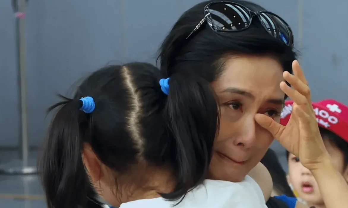 朱茵要跟女兒短暫分開