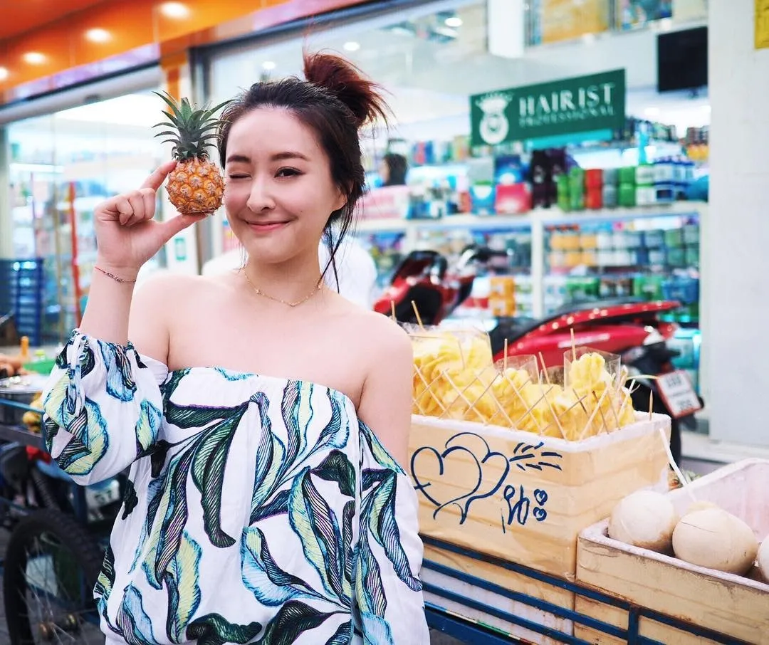 皮膚白滑。（IG@missjni）