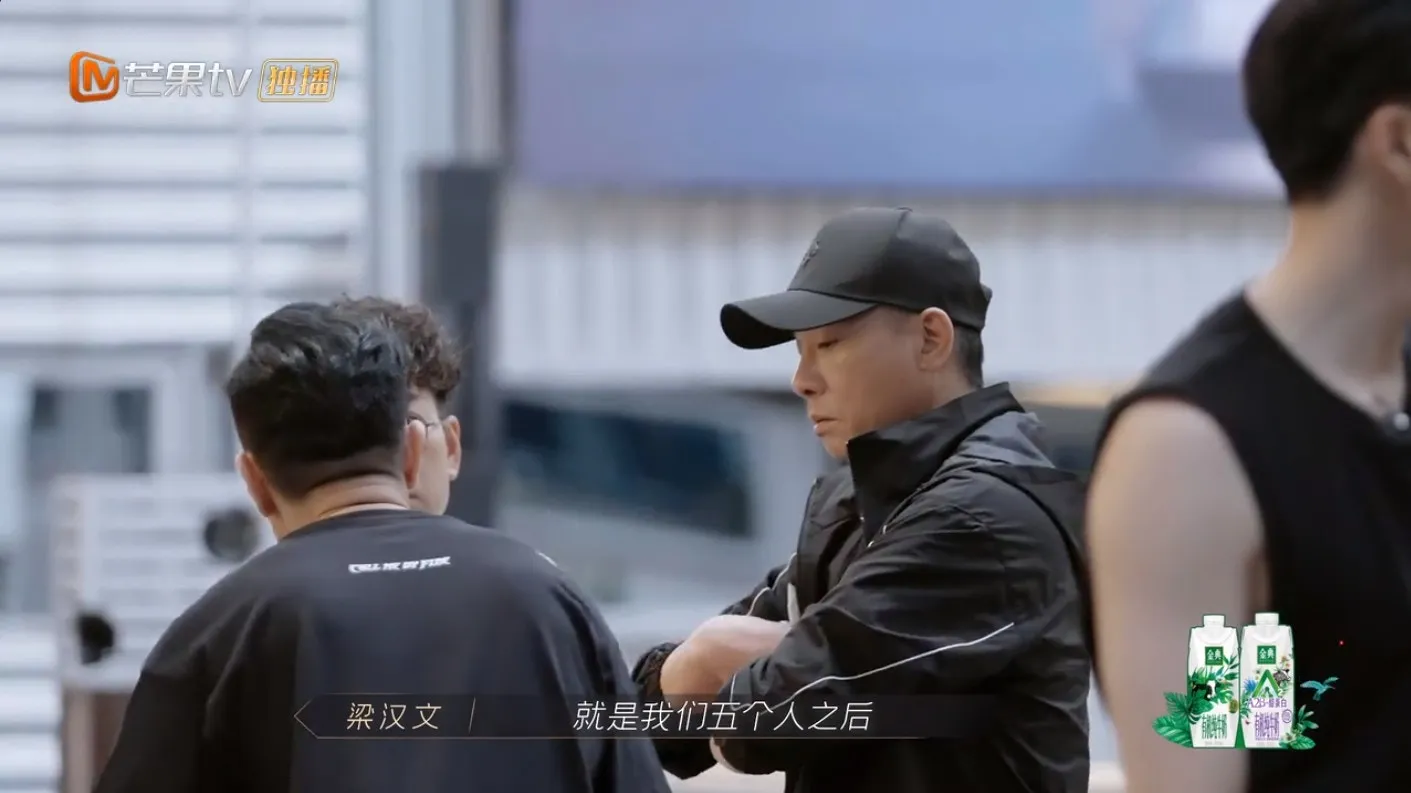 梁漢文了解現在的情況。（視頻截圖）