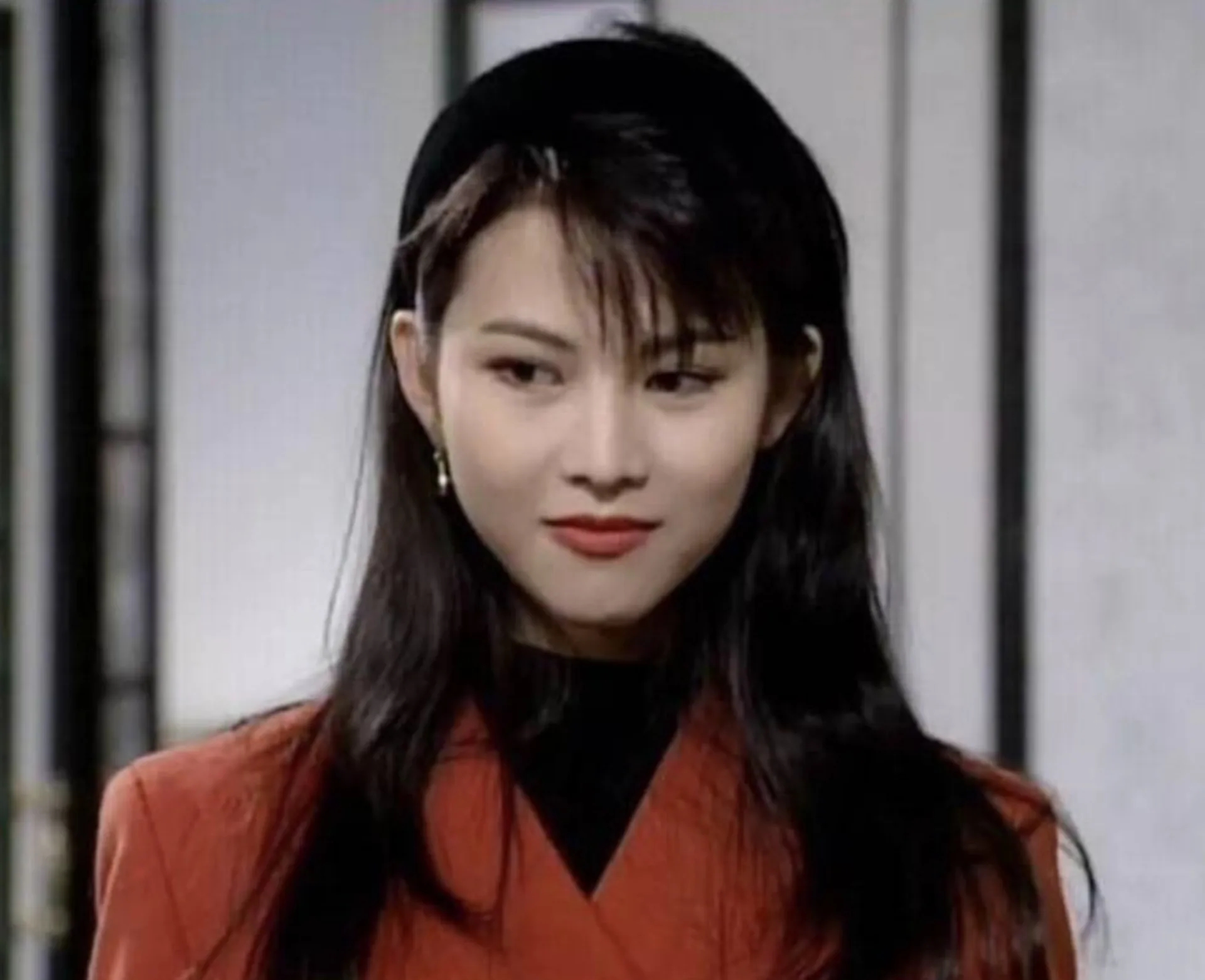 【3. 蔡少芬】蔡少芬早前於Facebook重post自己1993年拍攝TVB劇集《天倫》的劇照，令一眾網民驚呼「太美了吧！」（網上圖片）