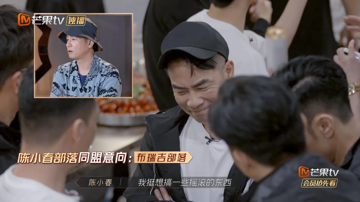 陳小春非常糾結選GAI還是Paul。（視頻截圖）