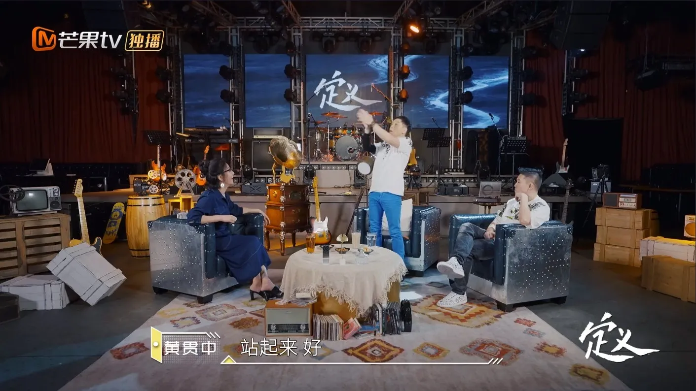Paul演示自己面對不禮貌的人的做法。（視頻截圖）