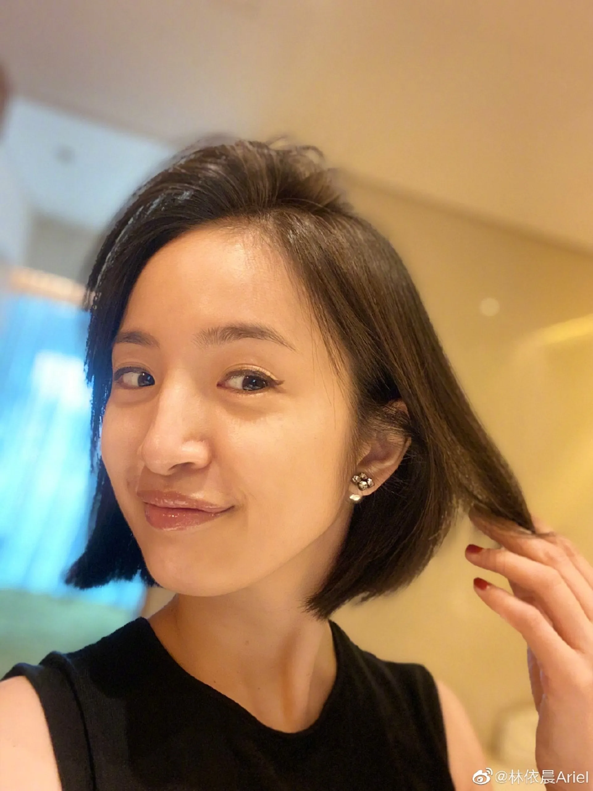 【林依晨】誤會４： 林依晨竟然從未在她老公面前放過屁⋯  （林依晨@微博）