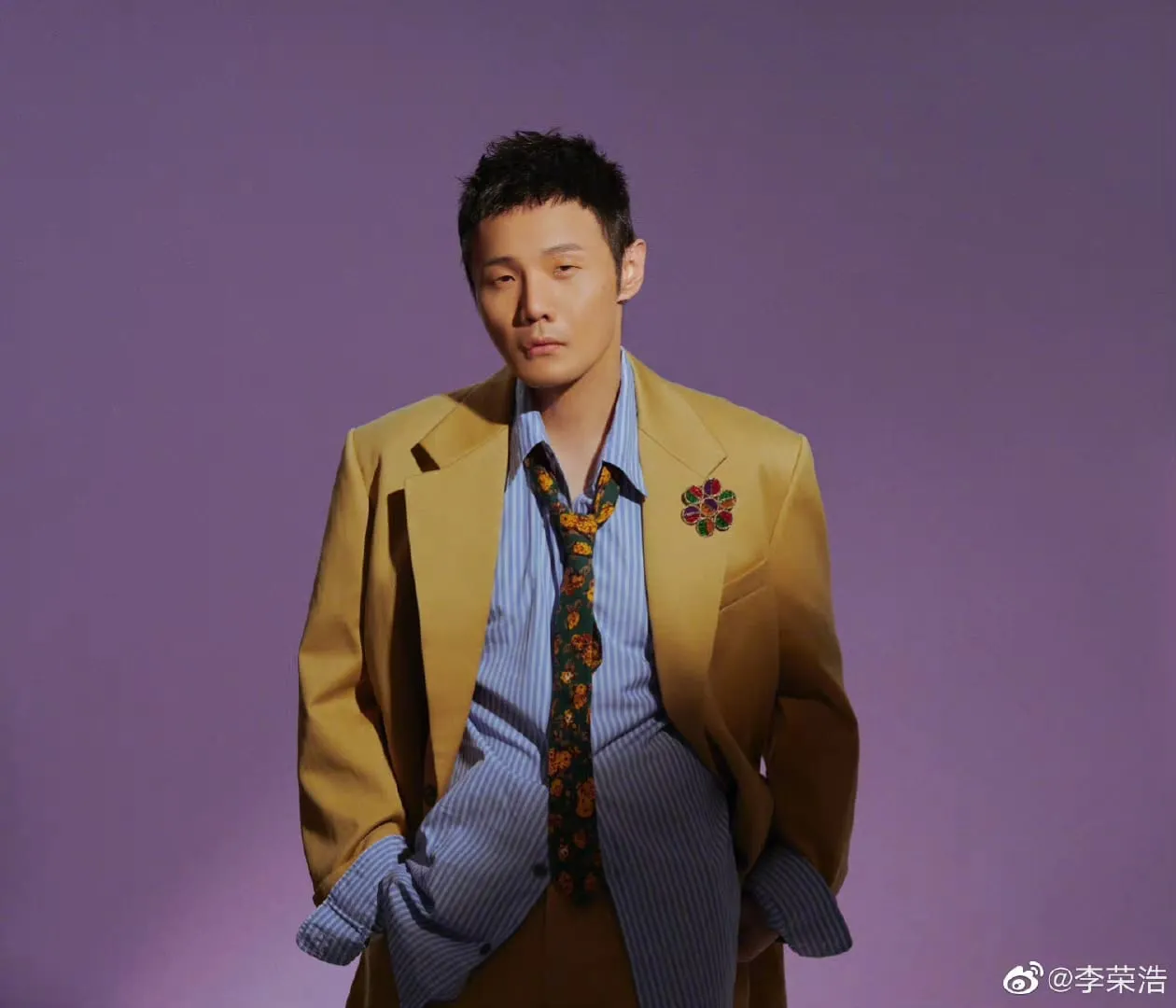 李榮浩翻唱Beyond《情人》，只有結他Solo最厲害。（微博圖片）