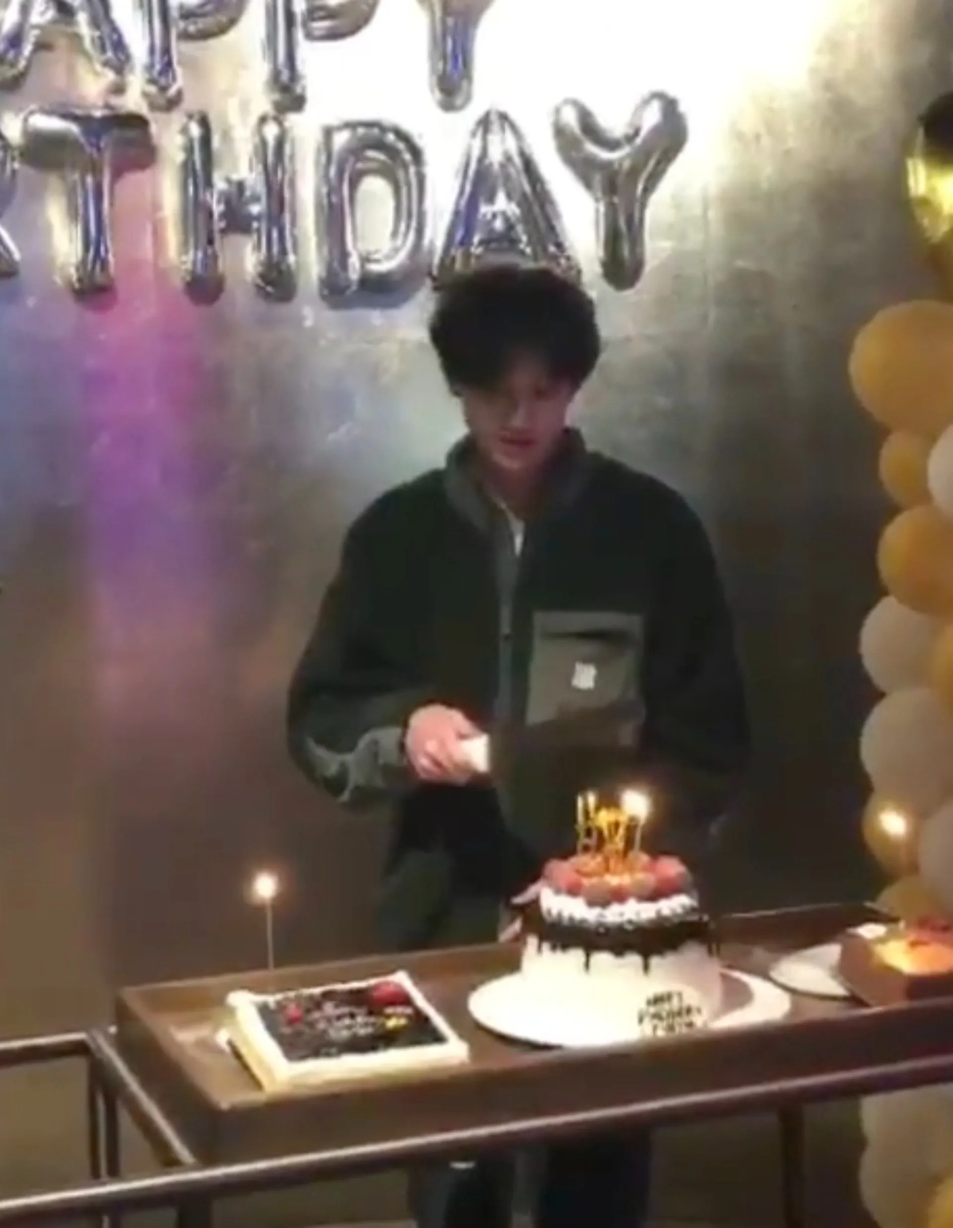 慶祝生日。（IG截圖）