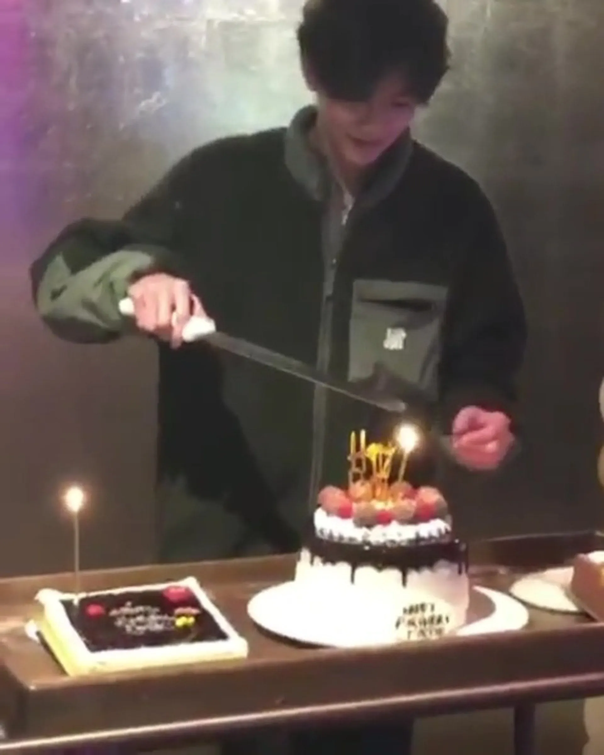 慶祝生日。（IG截圖）