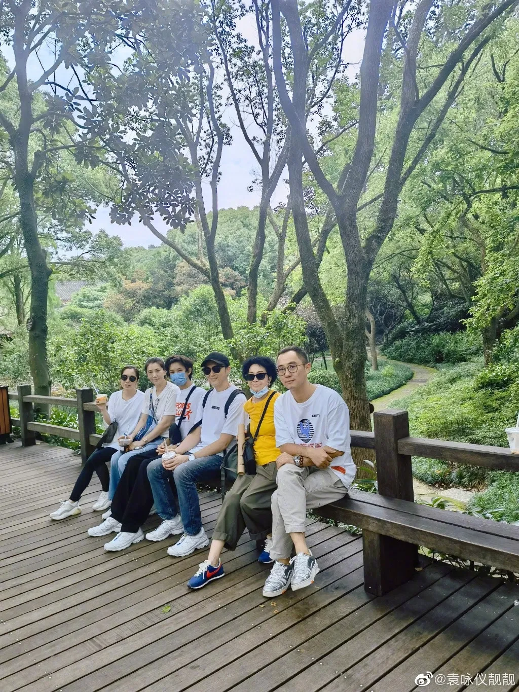 2021普陀山之旅。（微博@袁詠儀靚靚）