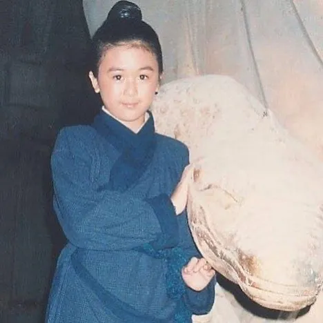 唐寧8歲就出道做童星。（Instagram：@leilakong1205）