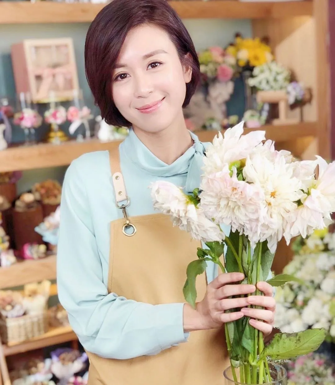 唐寧美貌依舊！（IG／＠leilakong1205）