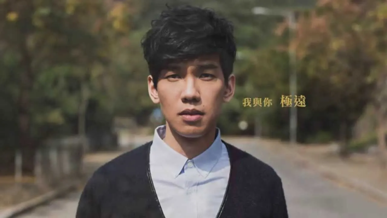林奕匡2014年推出《高山低谷》，至今播放量達2684萬次。（IG/ @saxyphil）