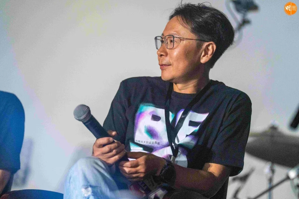「Beyond 40」企劃 Paul世榮低調現身紀念騷 家駒前女友曝光│封面故事