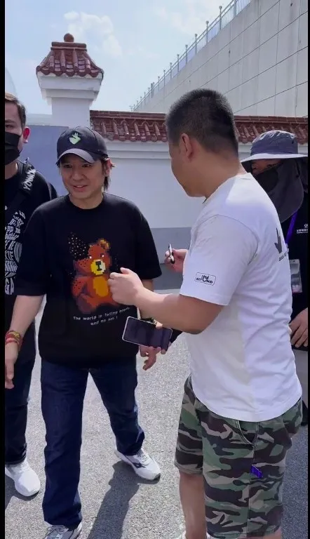 世榮在內地甚受歡迎。（小紅書）